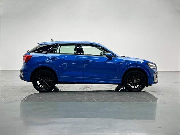 Audi Q2 2022 — фото 5 из 13