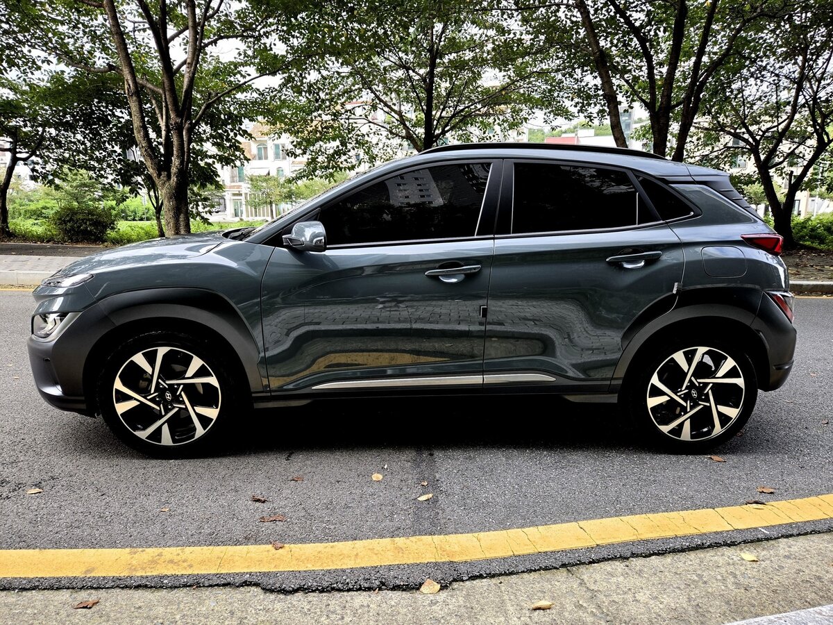 Hyundai Kona 2022 — фото 7 из 12