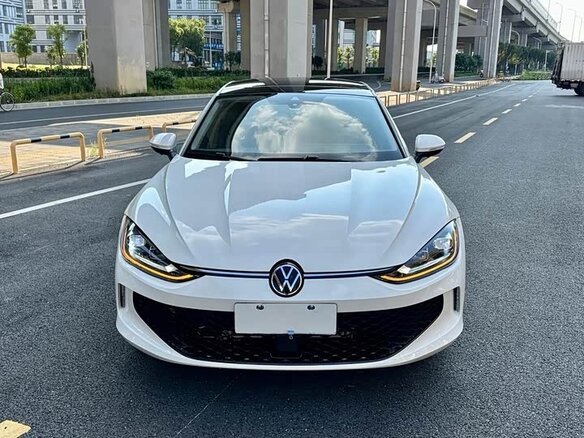Volkswagen Lamando 2023 — фото 2 из 10