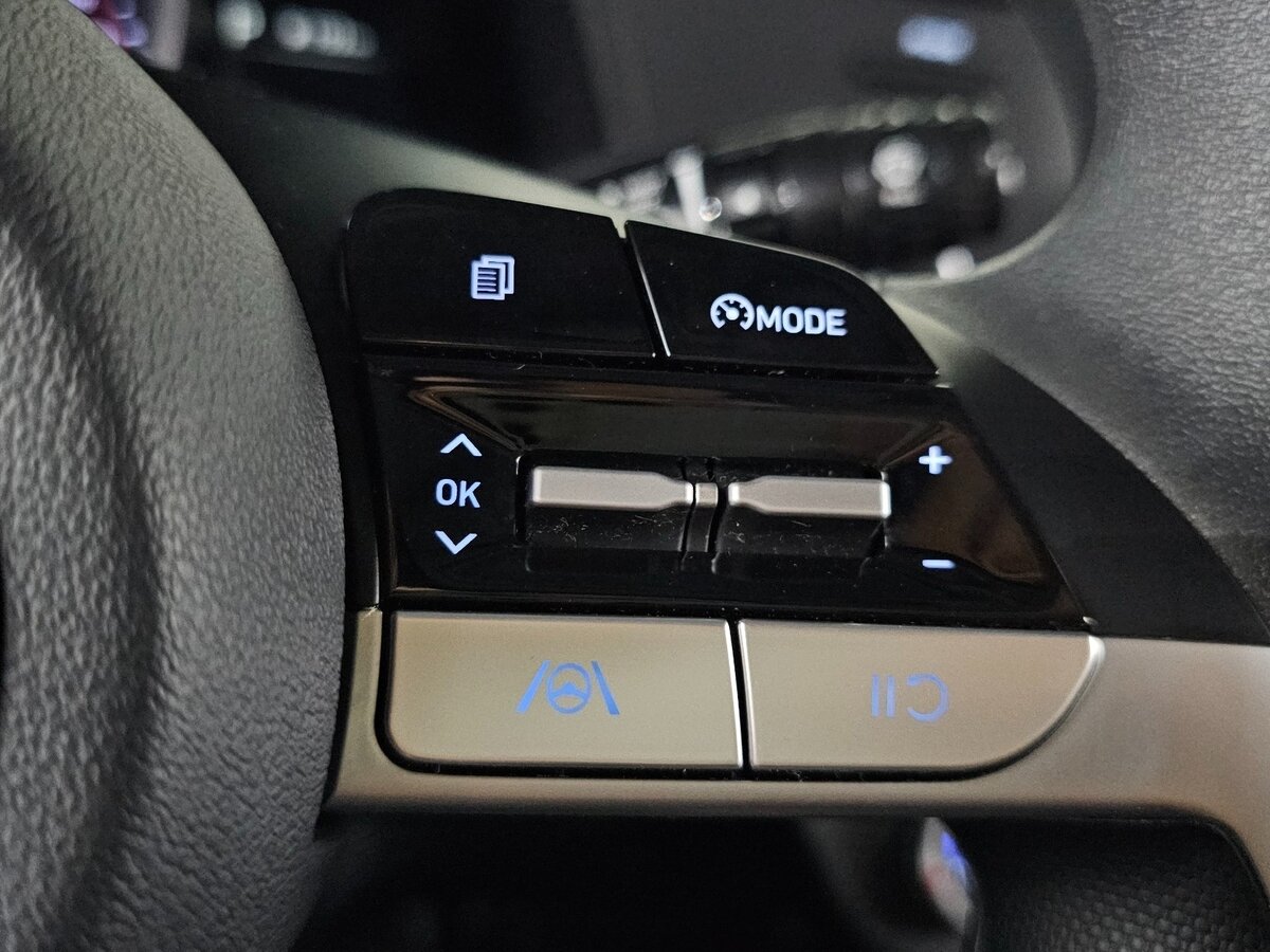 Hyundai Avante 2022 — фото 15 из 18