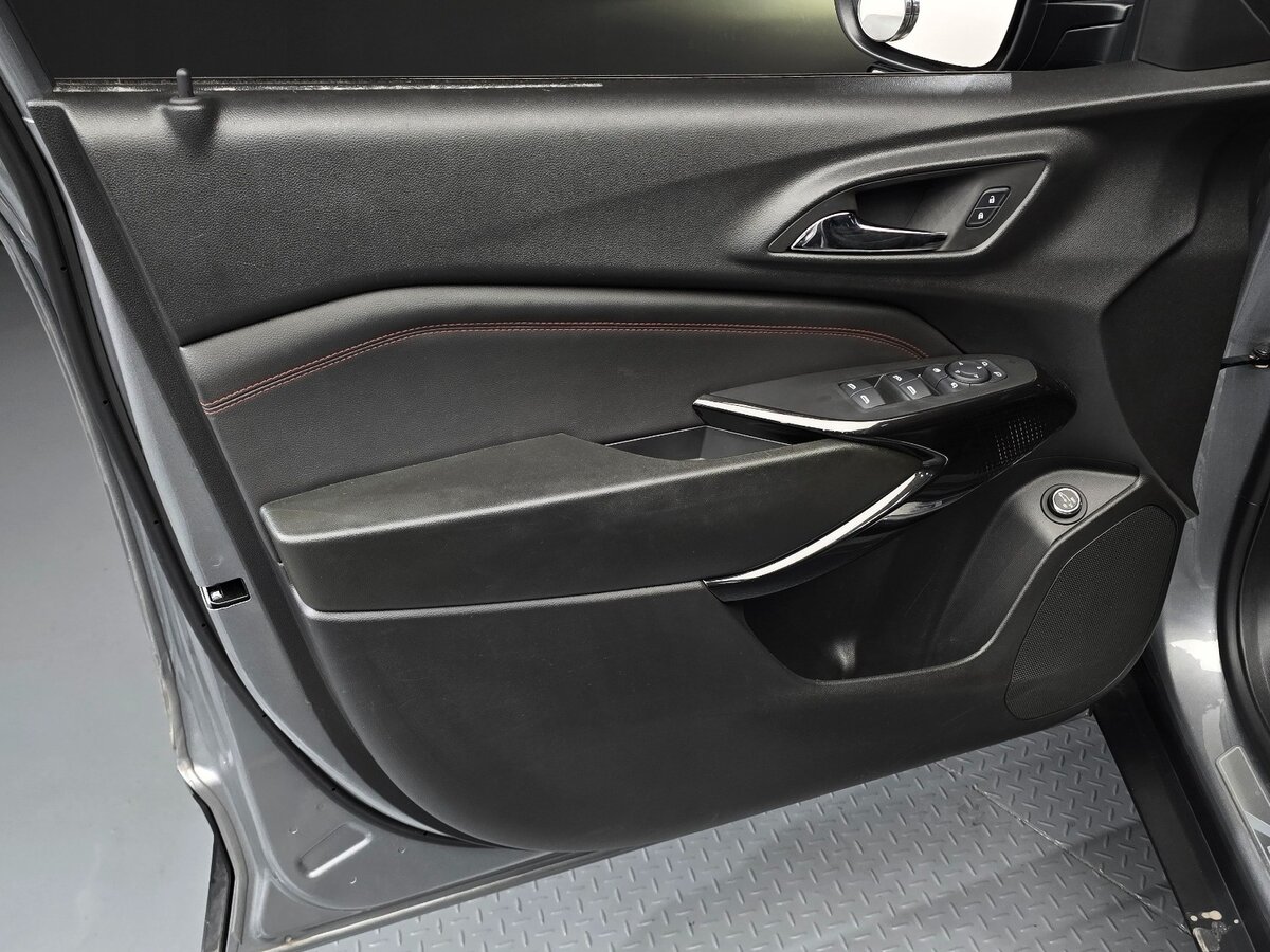Chevrolet Trax 2023 — фото 10 из 20
