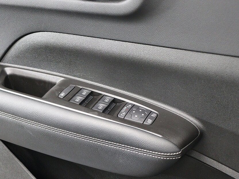 Renault Samsung QM6 2022 — фото 18 из 18