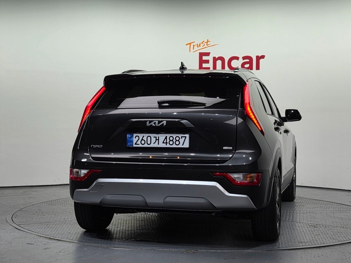 Kia Niro 2025 — фото 4 из 10