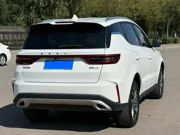 Geely Vision X6 Pro 2022 — фото 6 из 9