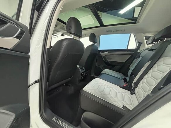 Volkswagen Tayron 2023 — фото 8 из 12