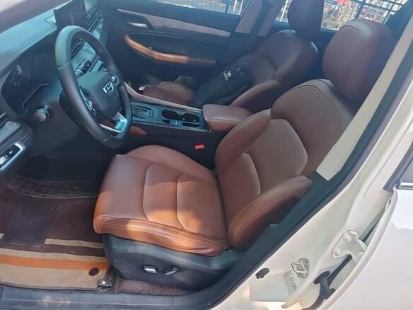 Geely Vision X6 Pro 2023 — фото 8 из 14