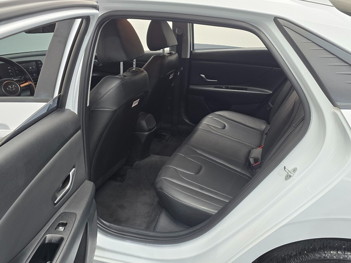 Hyundai Avante 2022 — фото 12 из 20