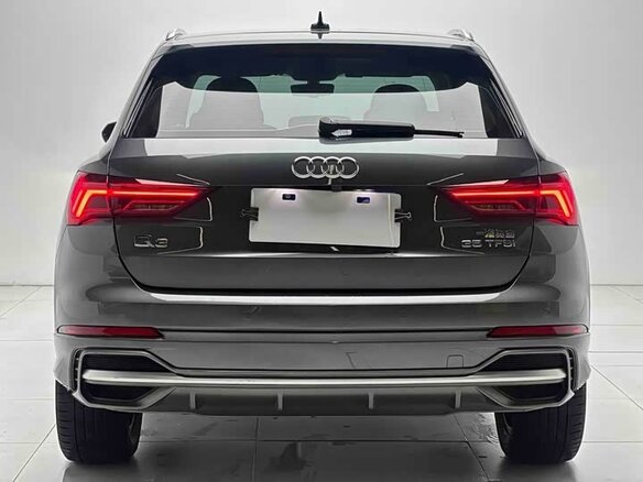 Audi Q3 2022 — фото 5 из 10