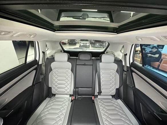 Volkswagen Tayron 2023 — фото 7 из 12