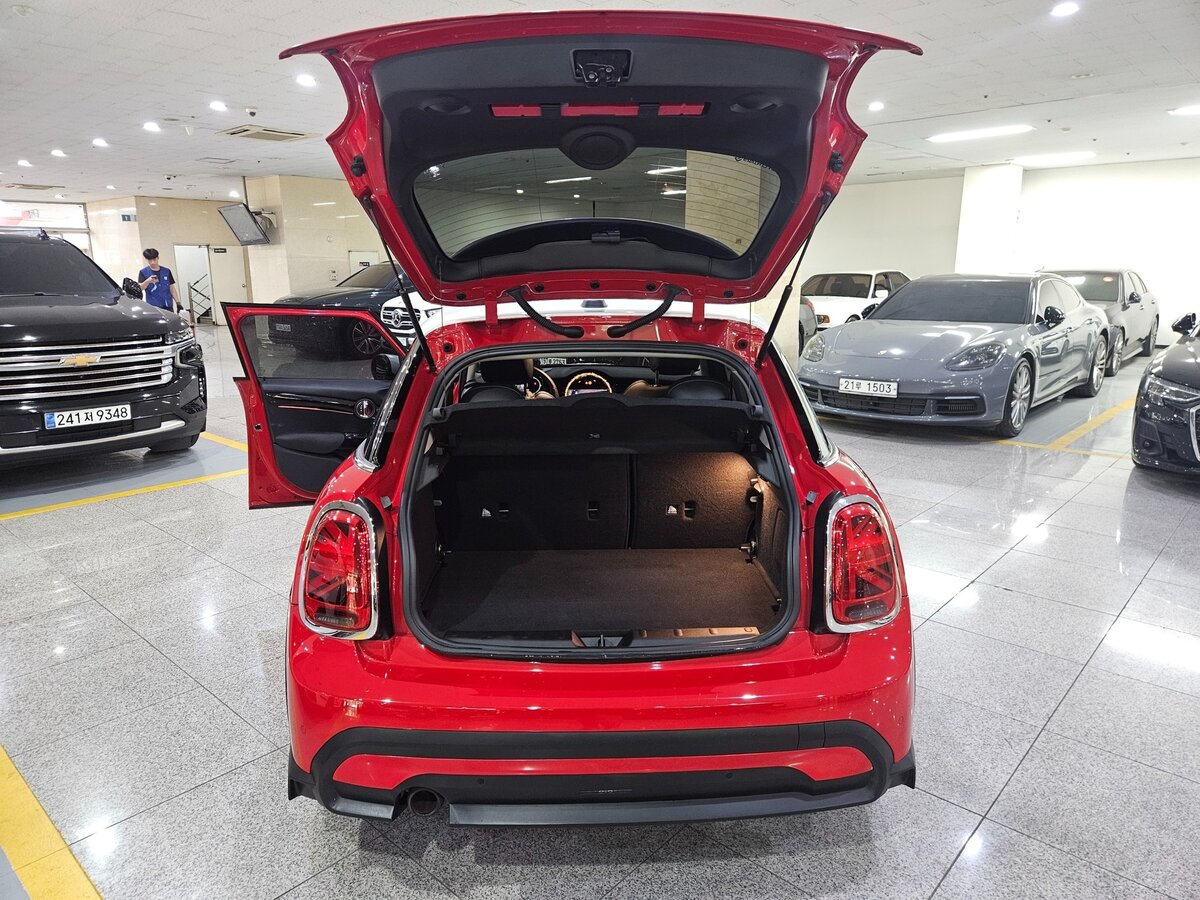 Mini Hatch 2022 — фото 18 из 18
