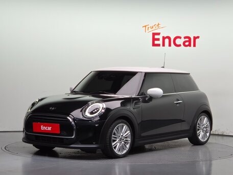 Mini Hatch 2022 — главное фото