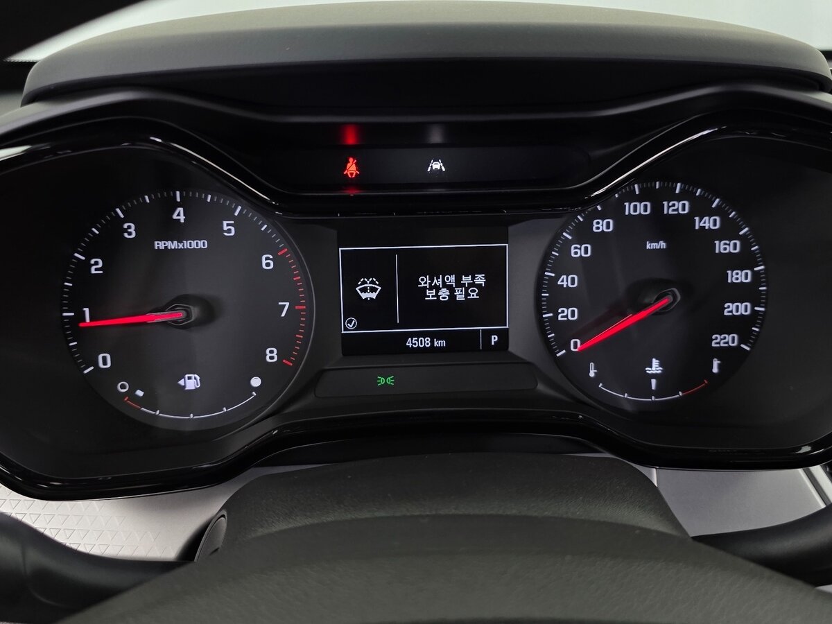 Chevrolet Trax 2023 — фото 12 из 20