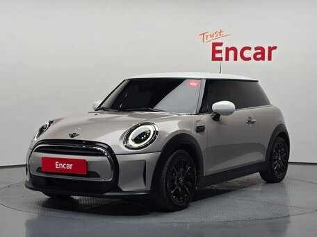 Mini Hatch 2022 — главное фото