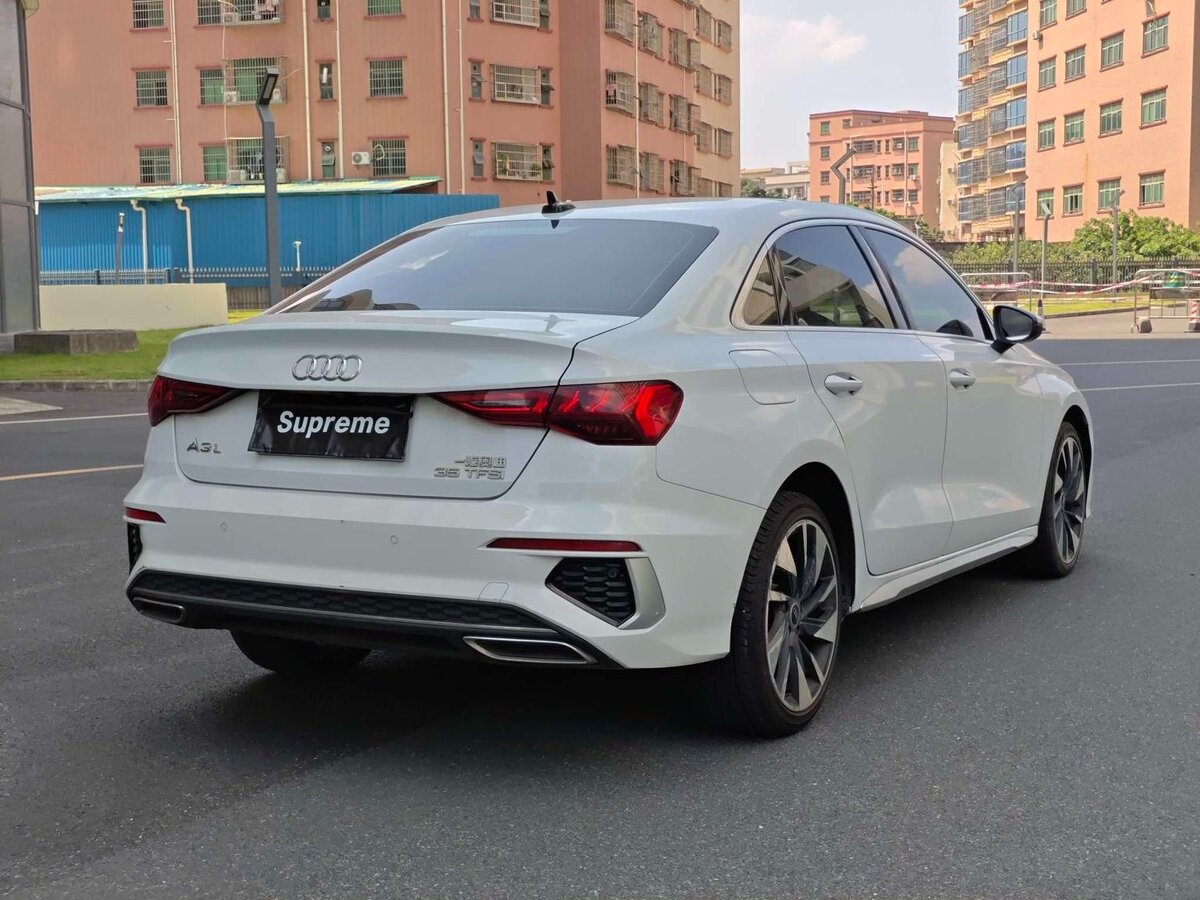 Audi A3 2023 — фото 4 из 9