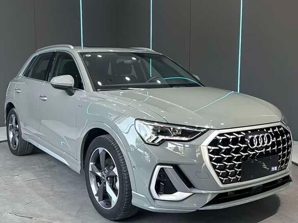 Audi Q3 2023 — фото 3 из 11
