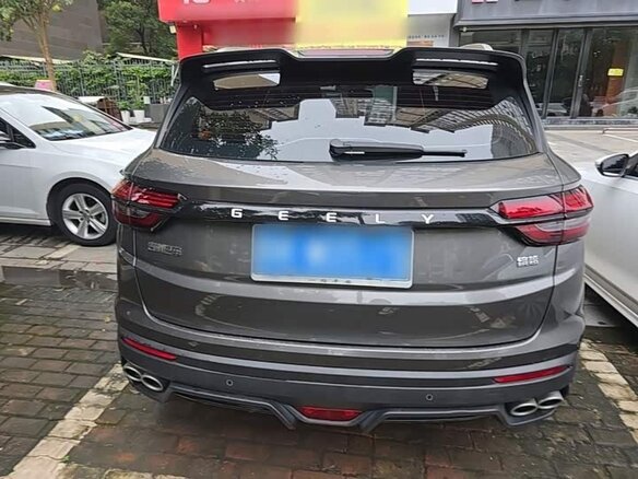 Geely Binyue 2023 — фото 4 из 9