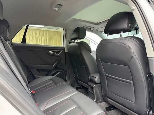 Audi Q2 2023 — фото 9 из 10