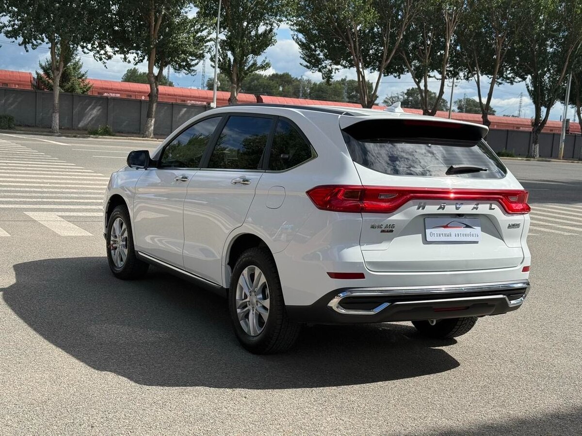 Haval M6 2023 — фото 6 из 8