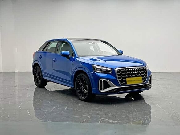 Audi Q2 2022 — фото 3 из 13