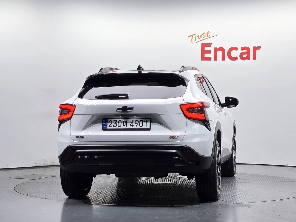 Chevrolet Trax 2023 — фото 3 из 19