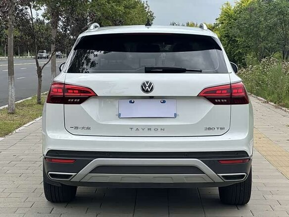 Volkswagen Tayron 2022 — фото 5 из 10