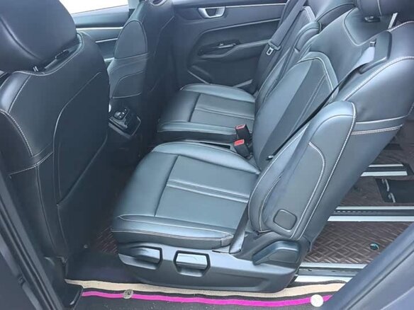 Wuling Victory 2022 — фото 9 из 12