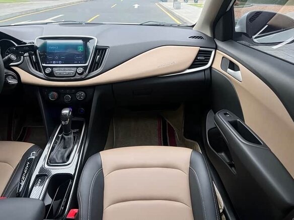Chevrolet Monza 2022 — фото 14 из 16