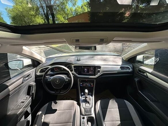 Volkswagen T-Roc 2023 — фото 8 из 12