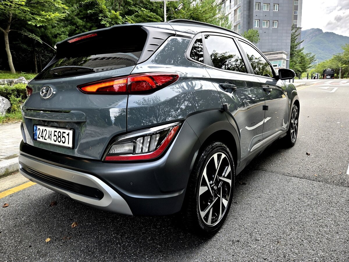 Hyundai Kona 2022 — фото 4 из 12