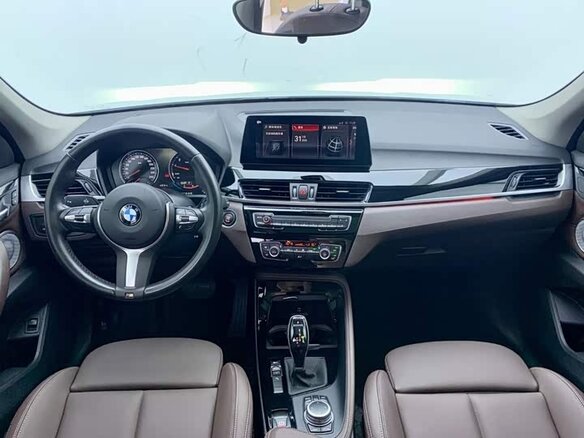 BMW X1 2022 — фото 8 из 12
