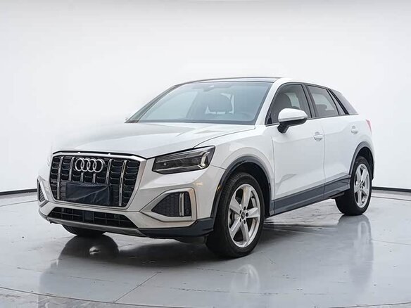 Audi Q2 2023 — фото 1 из 13