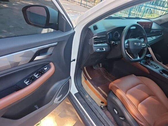 Geely Vision X6 Pro 2023 — фото 7 из 14