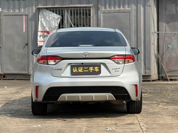 Toyota Levin 2022 — фото 5 из 9