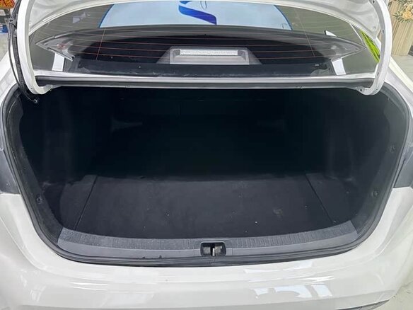 Toyota Levin 2023 — фото 11 из 11