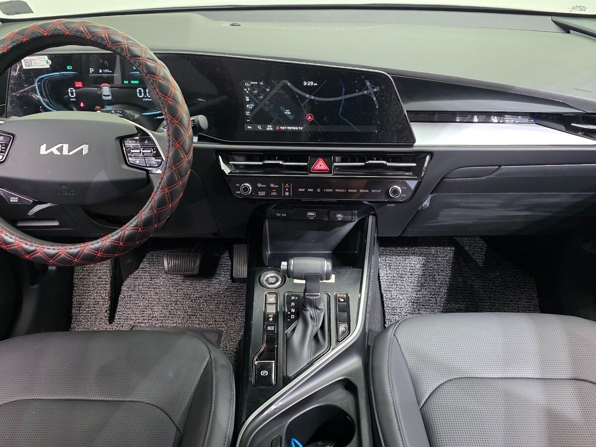 Kia Niro 2025 — фото 5 из 10