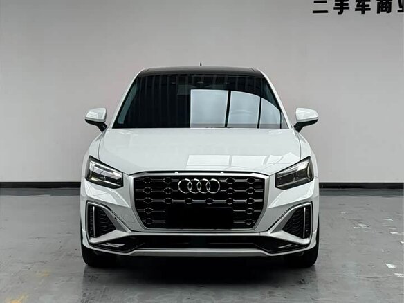 Audi Q2 2023 — фото 2 из 10