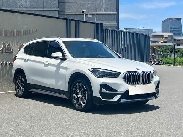 BMW X1 2022 — фото 3 из 11
