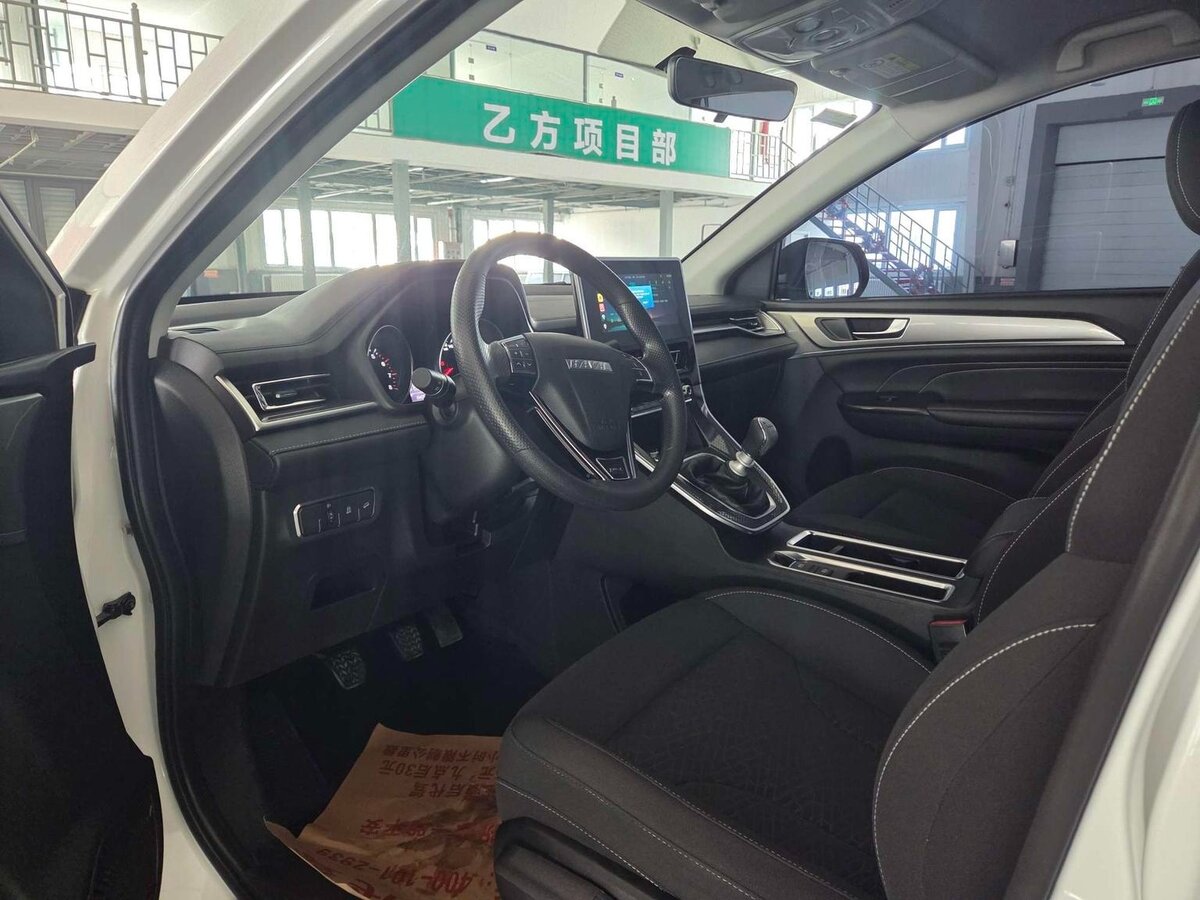 Haval M6 2023 — фото 7 из 8