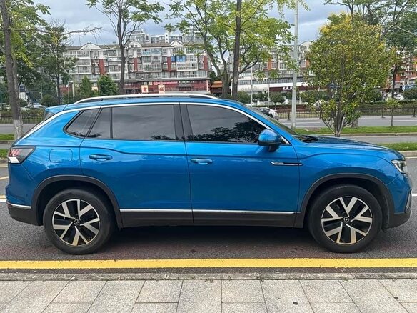 Volkswagen Tayron 2023 — фото 4 из 10