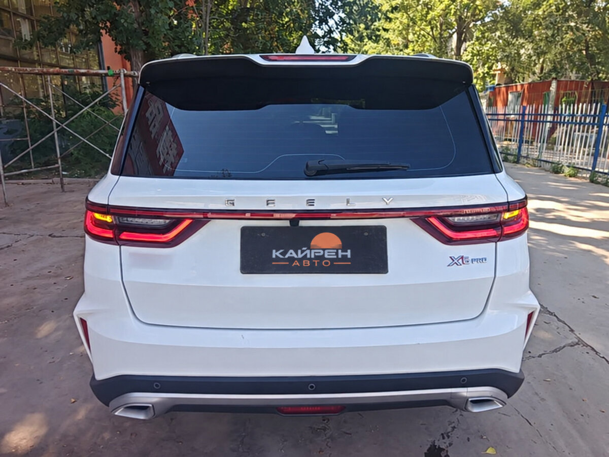 Geely Vision X6 Pro 2023 — фото 5 из 14
