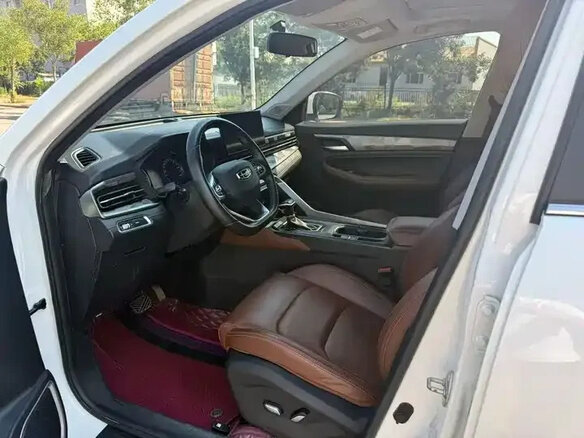 Geely Vision X6 Pro 2022 — фото 7 из 9