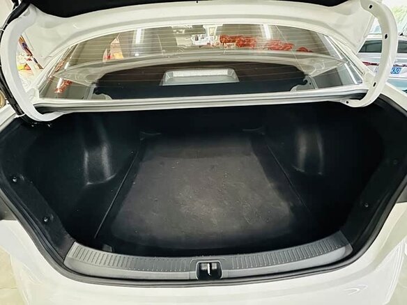 Toyota Levin 2022 — фото 12 из 12