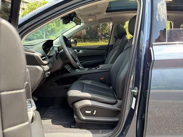 Wuling Victory 2022 — фото 9 из 11