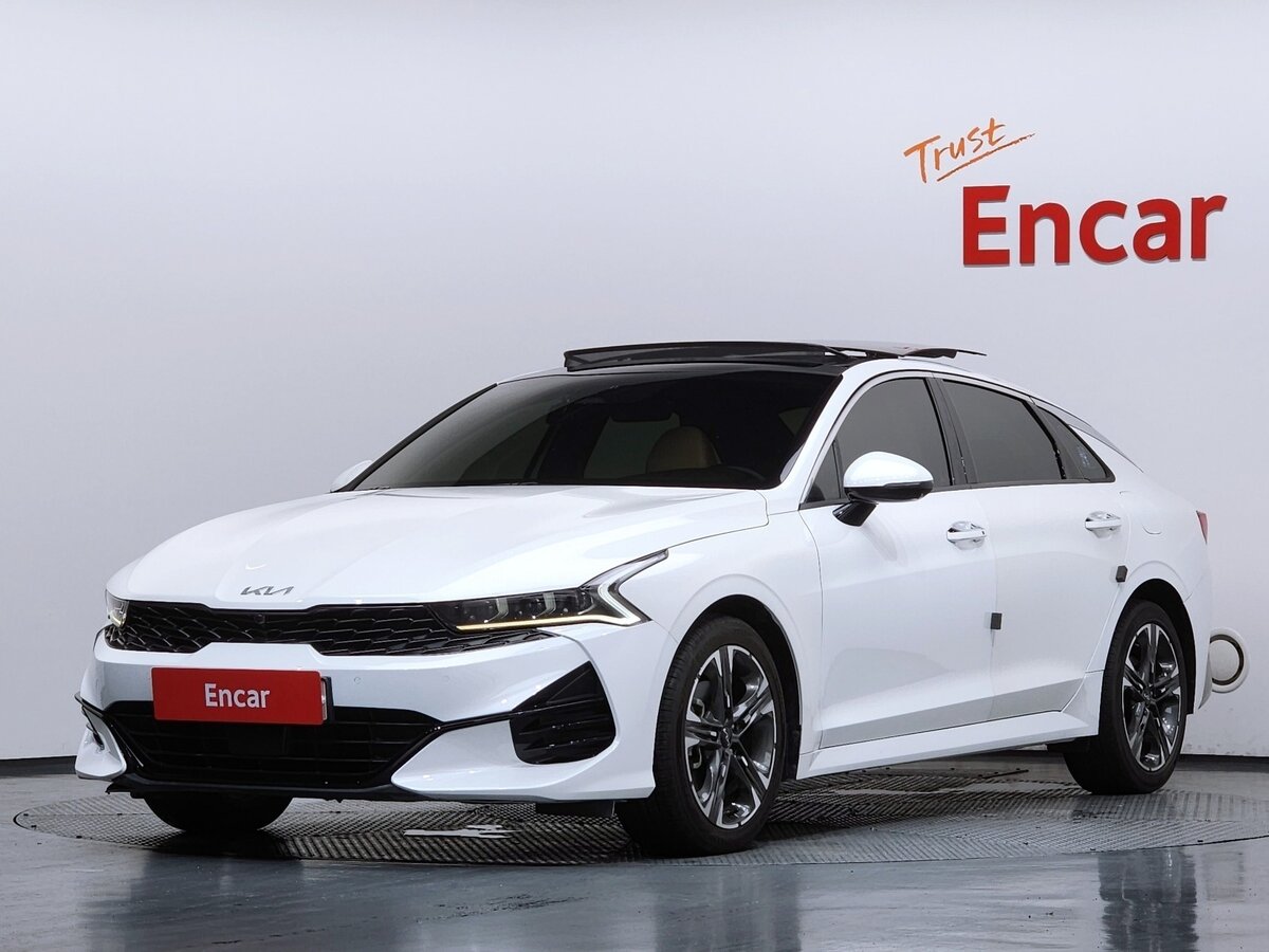 Kia K5 2022 — фото 1 из 18