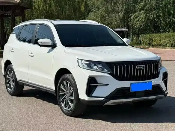 Geely Vision X6 Pro 2022 — фото 3 из 9