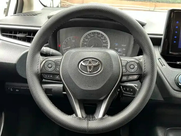 Toyota Corolla 2022 — фото 14 из 16