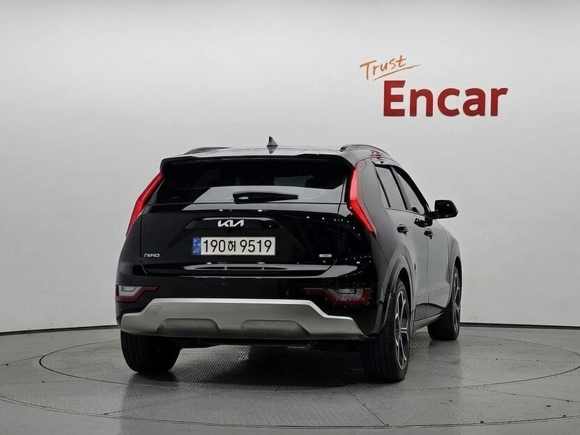 Kia Niro 2022 — фото 4 из 9