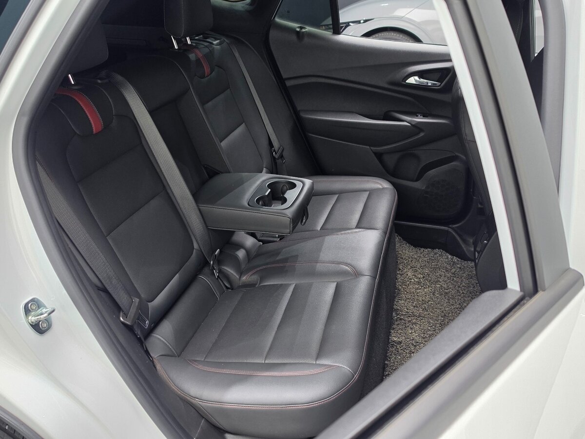 Chevrolet Trax 2023 — фото 11 из 19