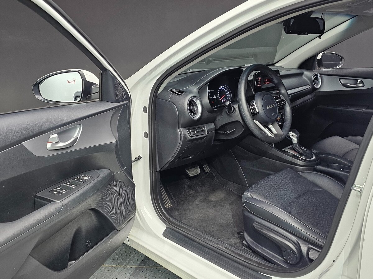 Kia K3 2023 — фото 6 из 10