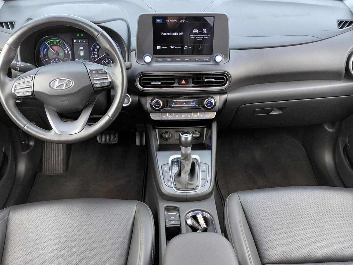 Hyundai Kona 2022 — фото 5 из 10